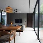 Aleny Vila By Vola